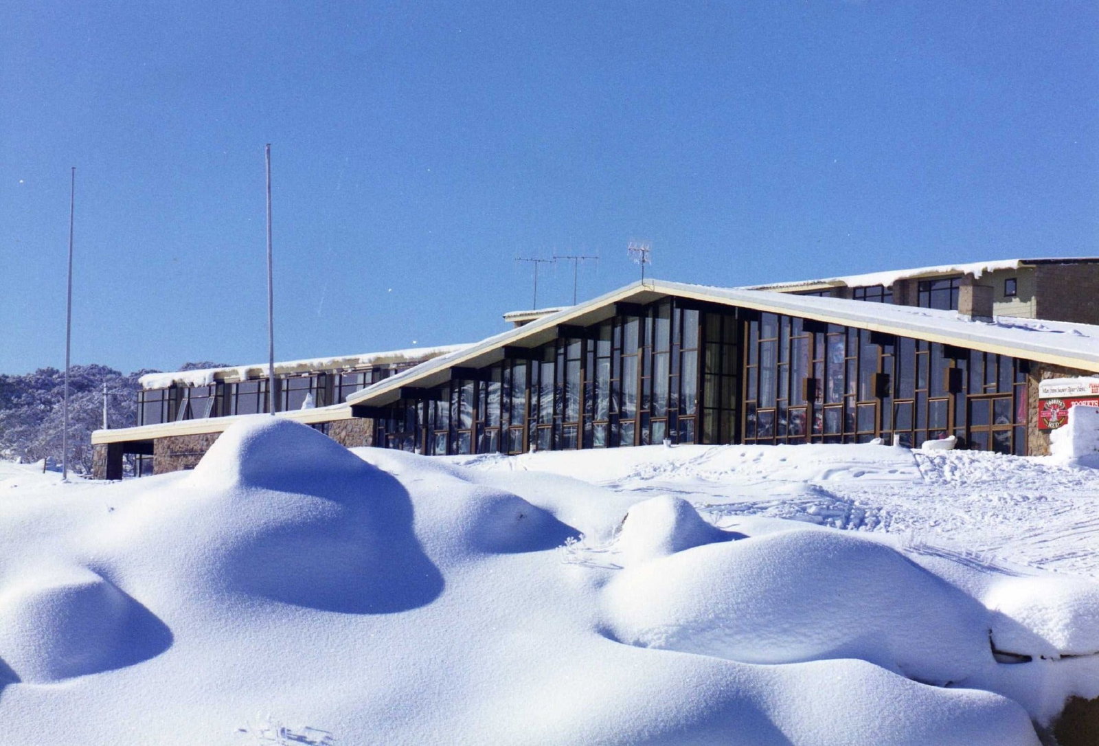 Perisher Valley NSW New South Wales Tourism 