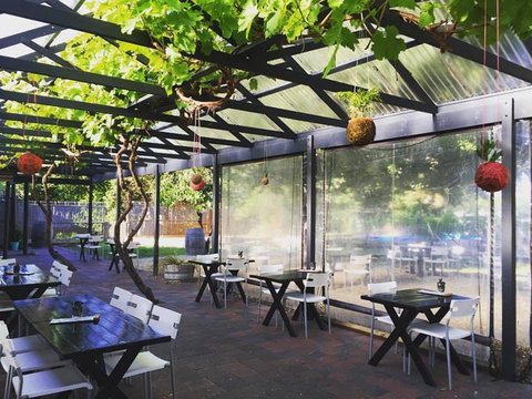 Adventurous Spoon - New South Wales Tourism  0