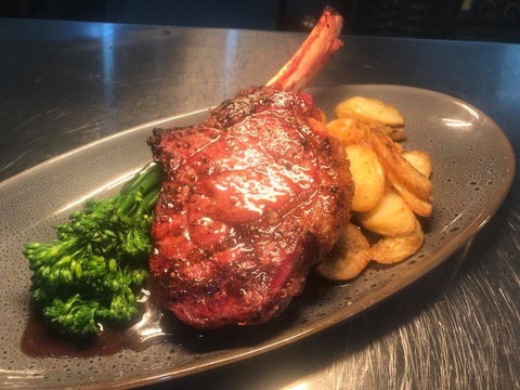 Fumo28 - New South Wales Tourism  0