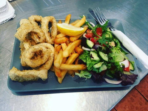 Samford Seafood & Burger Bar - New South Wales Tourism  0