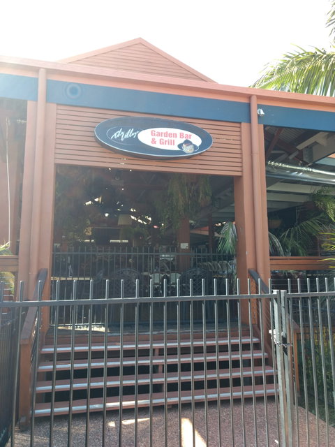 Village Garden Bar & Grill - New South Wales Tourism  0