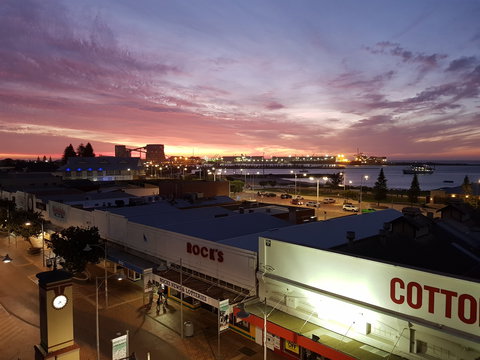 HarbourView Restaurant And Bar - New South Wales Tourism  1