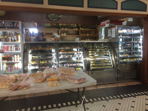 Golden Crust Hot Bread - New South Wales Tourism  0