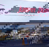 The Mandalay Bus - New South Wales Tourism 