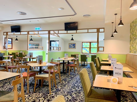 Bay Central Tavern - New South Wales Tourism  0