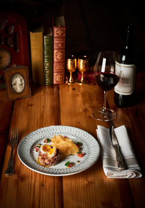 Mayfair Lane Pub And Dining Room - New South Wales Tourism  2