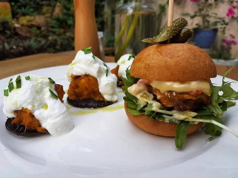 Saint Laura Cafe - New South Wales Tourism  0