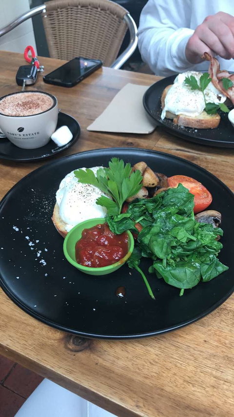 Thirty Three Cups - New South Wales Tourism  1