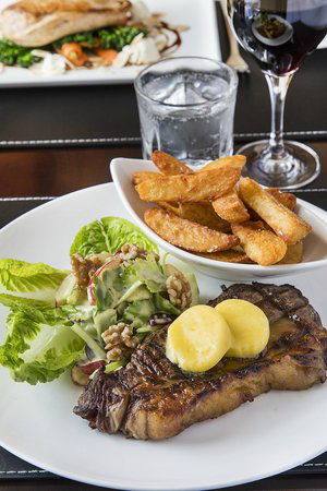 Larceny Restaurant - New South Wales Tourism  0