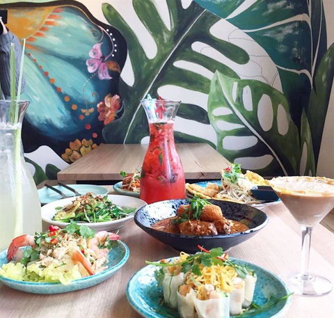 The Groove Train - New South Wales Tourism  2