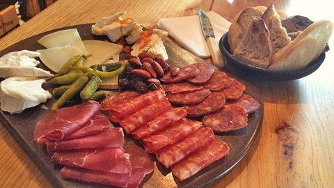 Fat Panda - New South Wales Tourism  0