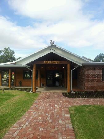 The Henley Brook - New South Wales Tourism  0