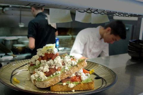 Glen Iris Pantry - New South Wales Tourism  13
