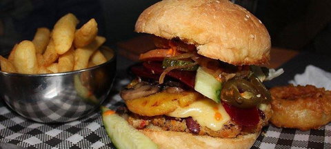 Burger Trip - New South Wales Tourism  4