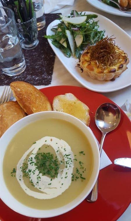 The Apple Tree Cafe - New South Wales Tourism  11