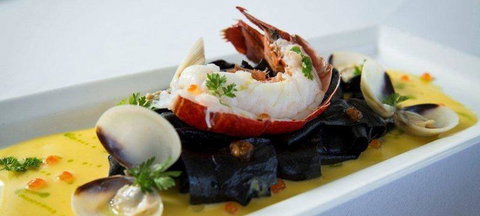 Dragon Den - New South Wales Tourism  1