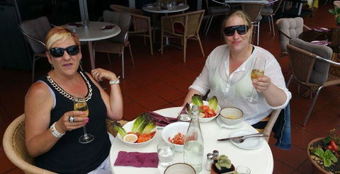 Sams Pizzeria On The Waterfront - New South Wales Tourism  24