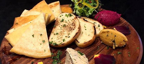 Thai I M - New South Wales Tourism  0