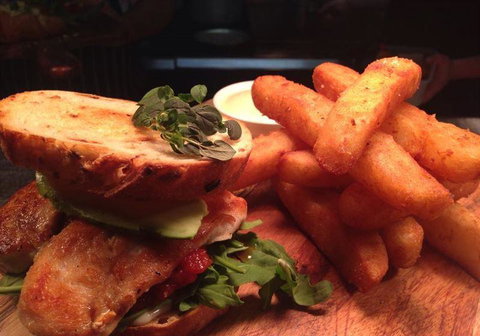 Thai I M - New South Wales Tourism  7