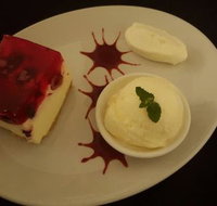 The Black Tie - New South Wales Tourism 