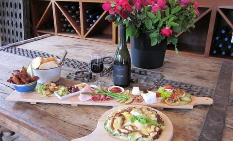 Zorbas Pizza - New South Wales Tourism  12