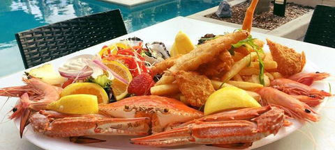 Rockpools Cafe Bar & Function Centre - New South Wales Tourism  3