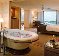 The Reef Hotel Casino - New South Wales Tourism 