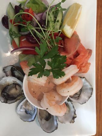 Santa Fe Cafe Bar & Restaurant - New South Wales Tourism  0