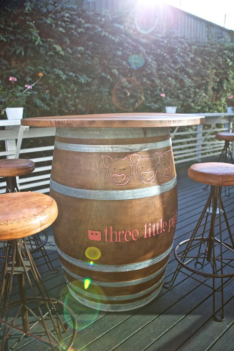 Three Little Pigs Bar & Bistro - New South Wales Tourism  0
