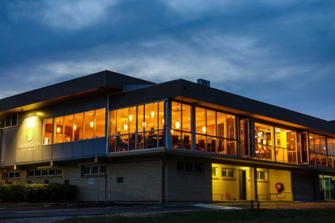 Ballina Golf & Sports Club - New South Wales Tourism  0