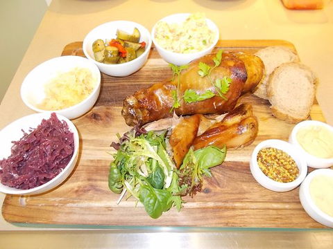 Prague Restaurant Bar And Grill - New South Wales Tourism  0