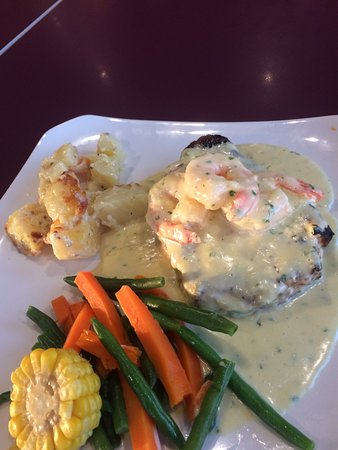 Sporties Tuncurry - New South Wales Tourism  3