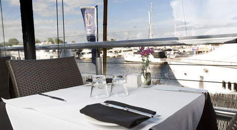 Black Angus Bar & Grill - New South Wales Tourism  0