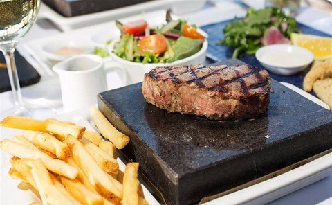 Black Angus Bar & Grill - New South Wales Tourism  11