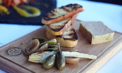 Black Angus Bar & Grill - New South Wales Tourism  13