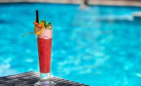 The Deck Poolside Bar & Restaurant - New South Wales Tourism  9