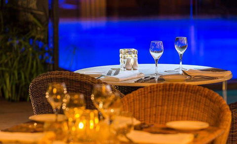 The Deck Poolside Bar & Restaurant - New South Wales Tourism  2