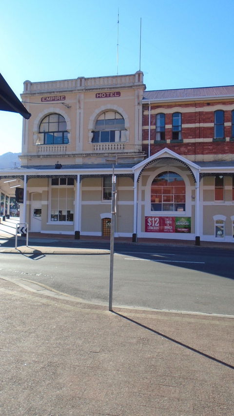 The Empire Hotel - New South Wales Tourism  4