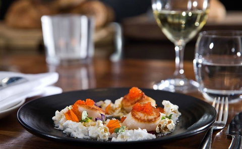 Northlakes Tavern Bistro - New South Wales Tourism  1