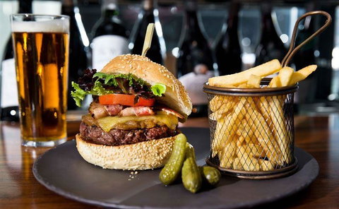 Northlakes Tavern Bistro - New South Wales Tourism  8