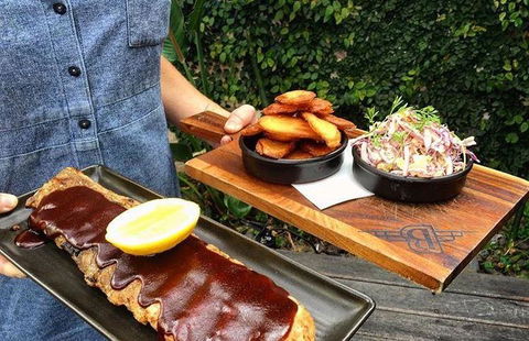 The Restaurant At The Burwood - New South Wales Tourism  0