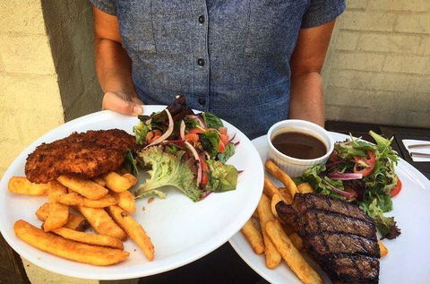 The Restaurant At The Burwood - New South Wales Tourism  5