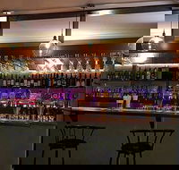 Barrel and Cruse Bistro - New South Wales Tourism 
