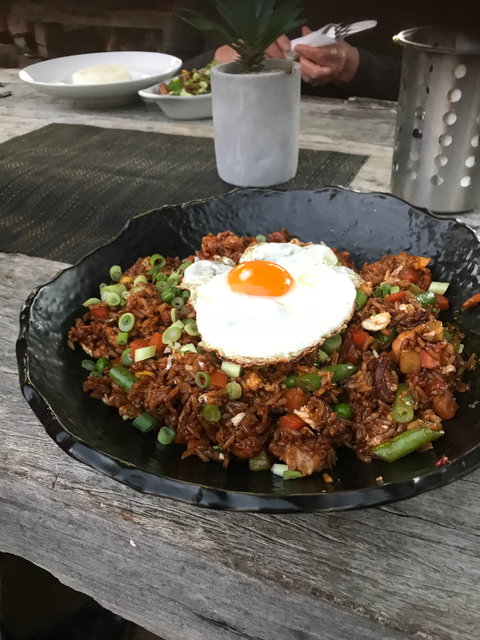 Devils Marbles Hotel - New South Wales Tourism  1