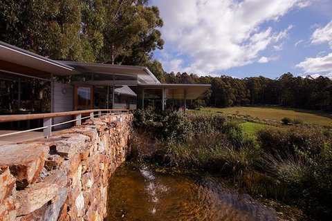 Five Bob Cafe - New South Wales Tourism  0