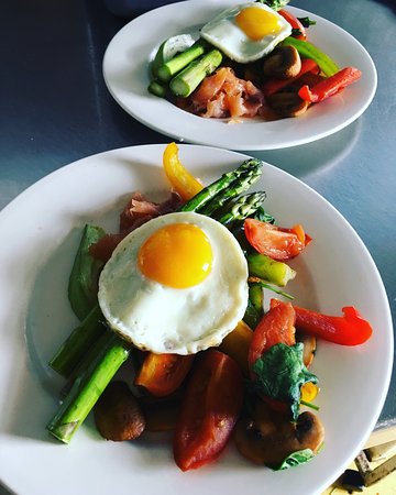 Moby Dicks Breakfast Bar - New South Wales Tourism  0