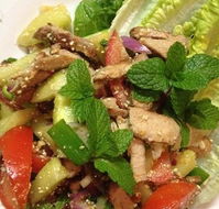 Pluny's Thai Cafe