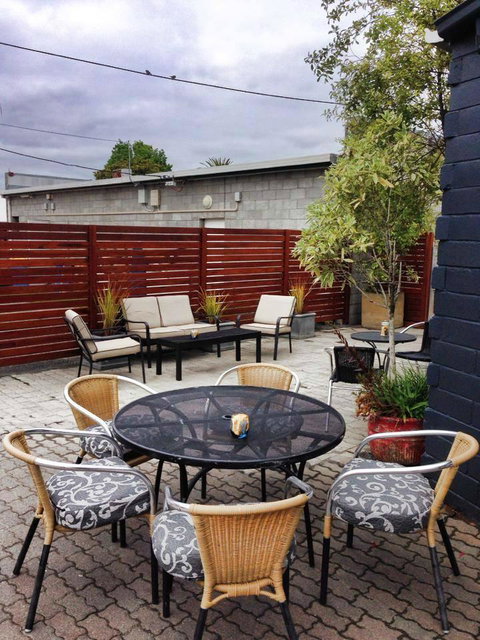 The Lifebuoy Cafe & Quail Street Emporium - New South Wales Tourism  2