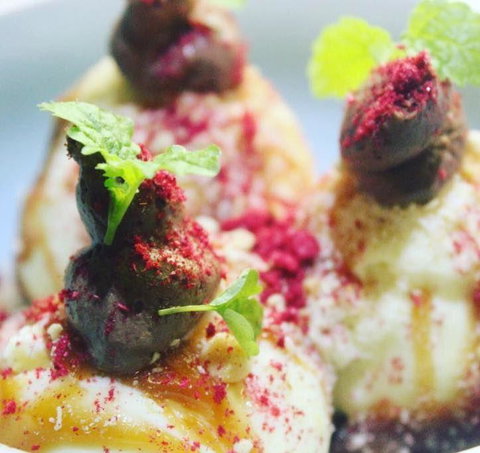 FOS Kitchen & Bar - New South Wales Tourism  9