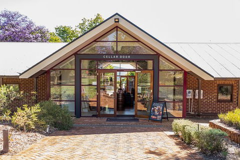Houghton Kitchen & Cellar Door - New South Wales Tourism  0